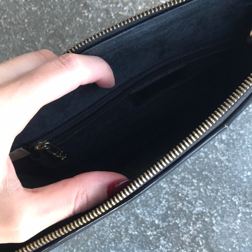 Black Clutch - Picture 5 of 7